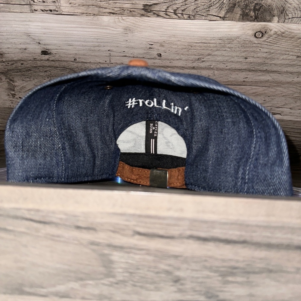 SnapBack - Picture 3 of 3